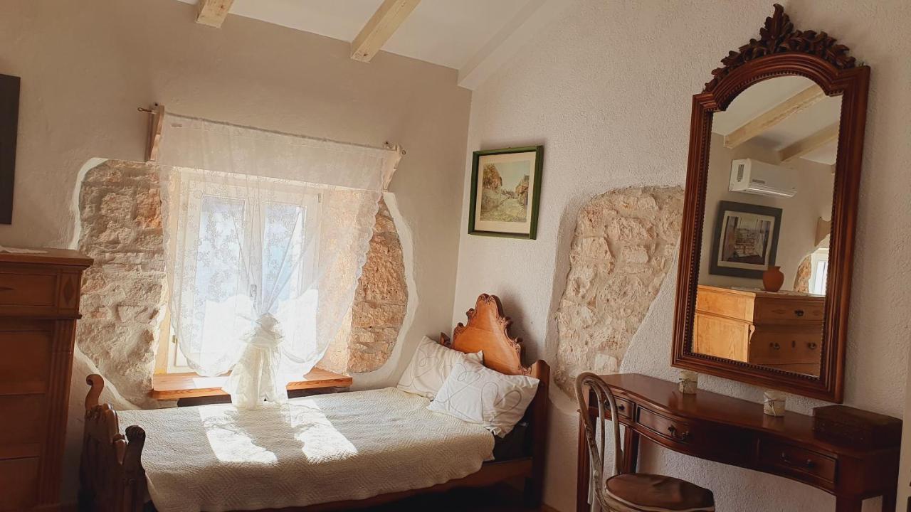 Villa Kazun With Private Pool And Two Gardens Marcana Екстер'єр фото