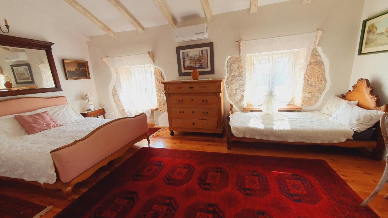 Villa Kazun With Private Pool And Two Gardens Marcana Екстер'єр фото