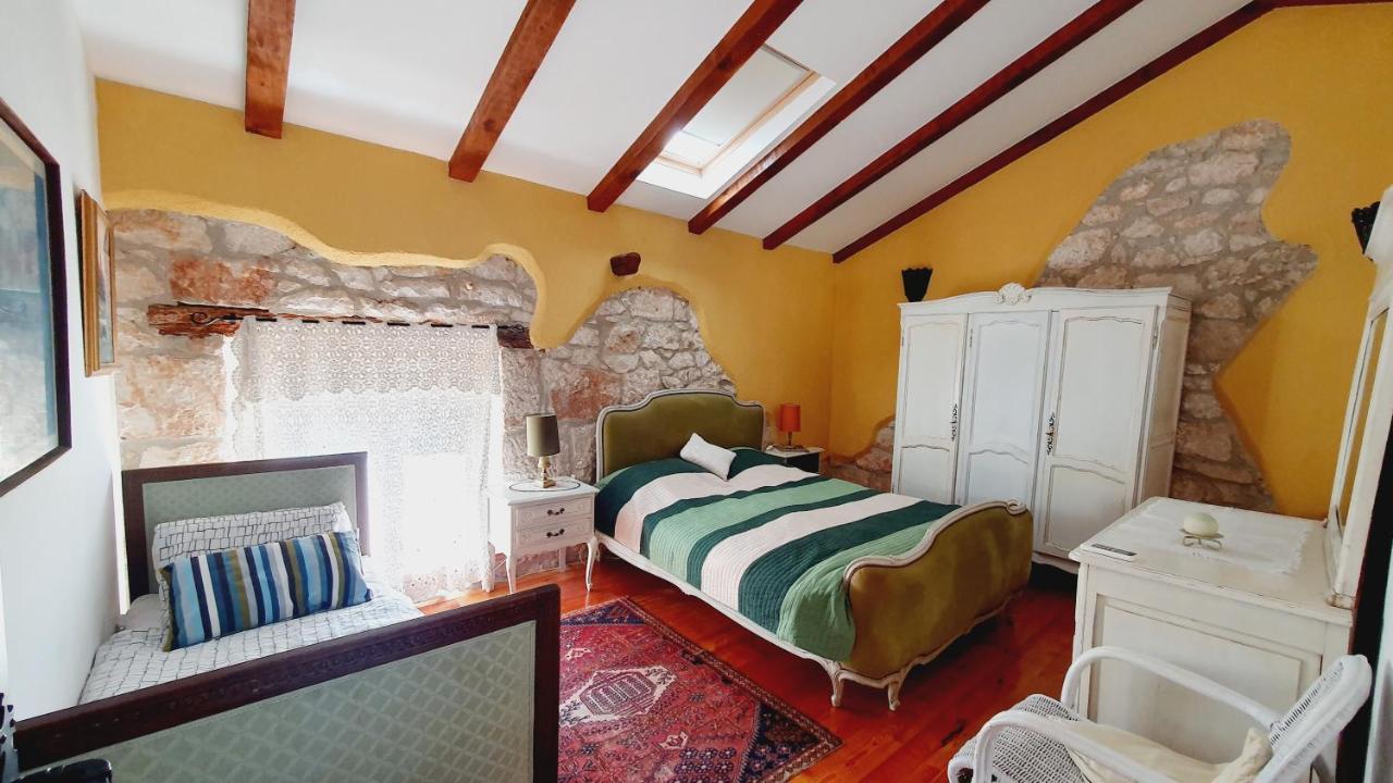 Villa Kazun With Private Pool And Two Gardens Marcana Екстер'єр фото